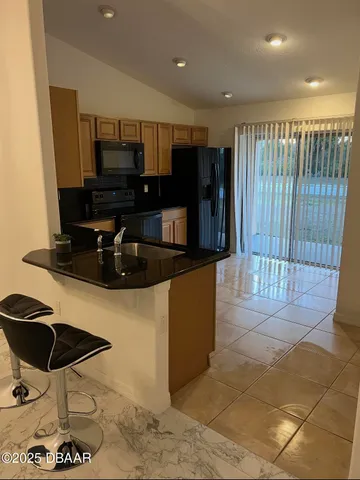 $1,800 | 2 Sebastian Court, Unit A, Palm Coast, FL 32164