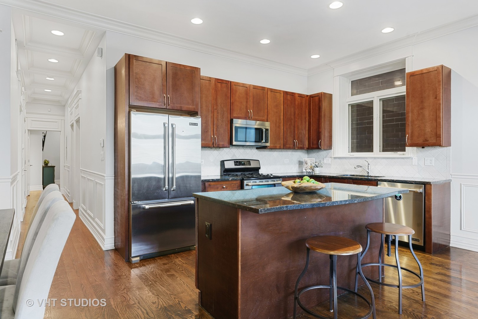 2243 West Irving Park Road, Unit 2W Chicago, IL 60618 - Photo 7 of 23