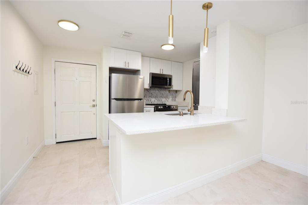 141 Fernery Road, Unit C6 Lakeland, FL 33809 - Photo 2 of 33