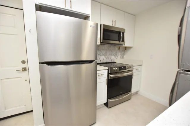 $1,400 | 141 Fernery Road, Unit C6, Lakeland, FL 33809