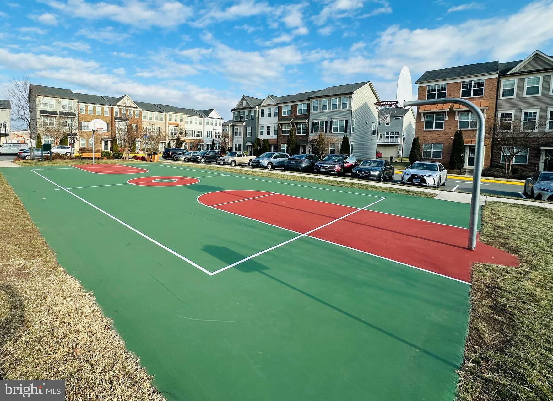 25576 Tolar Square Chantilly, VA 20152 - Photo 31 of 36