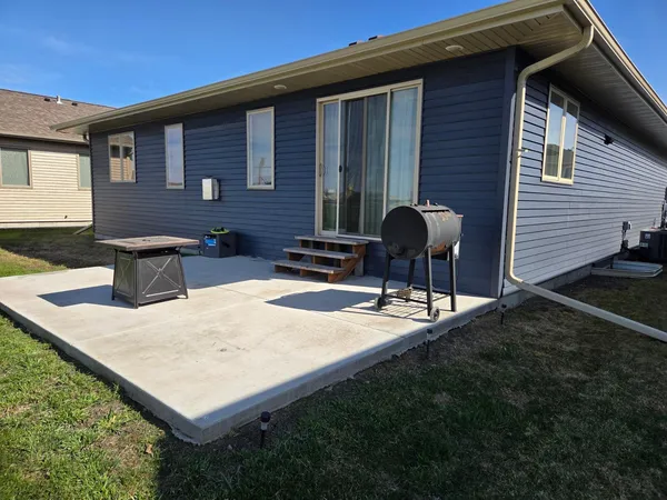 $399,000 | 1882 18th Avenue North, Wahpeton, ND 58075