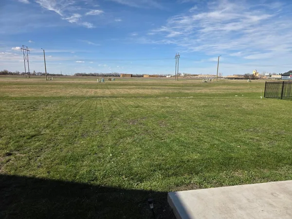 $399,000 | 1882 18th Avenue North, Wahpeton, ND 58075