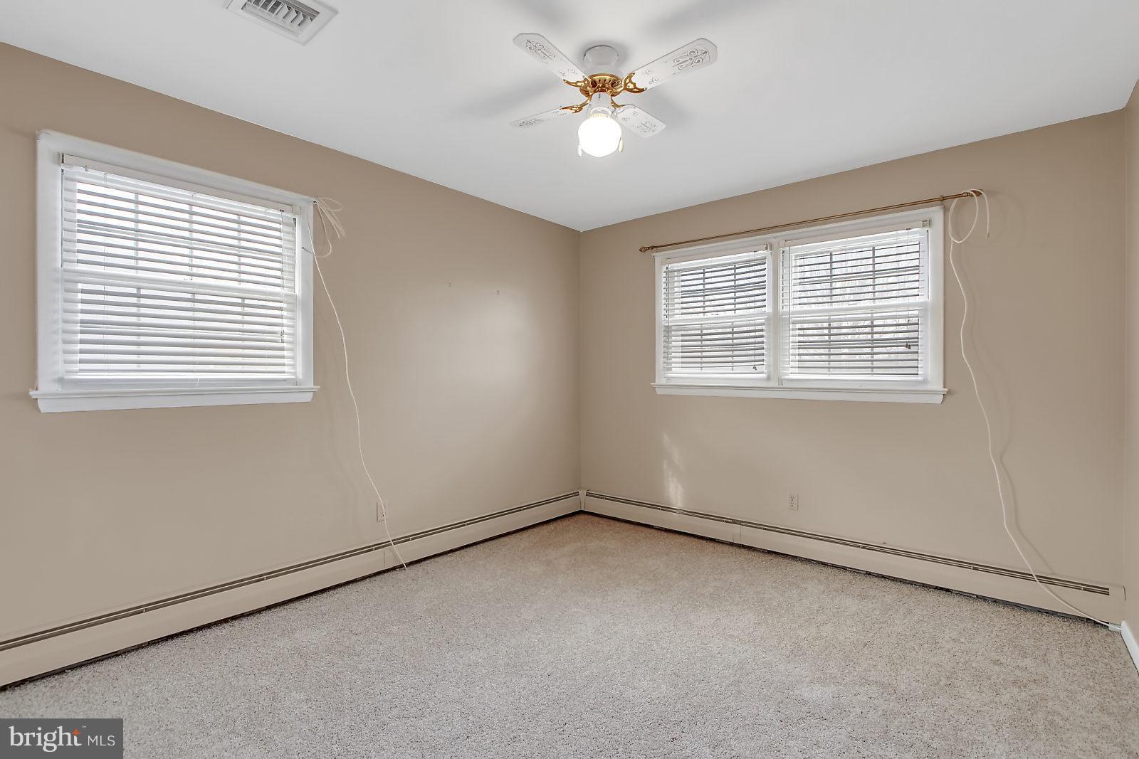 429 George Street Hanover, PA 17331 - Photo 17 of 24 Gallery Image 17