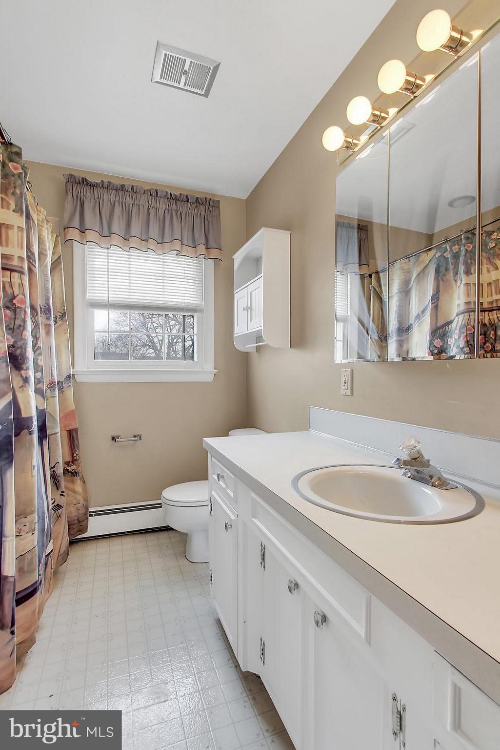 429 George Street Hanover, PA 17331 - Photo 19 of 24 Gallery Image 19
