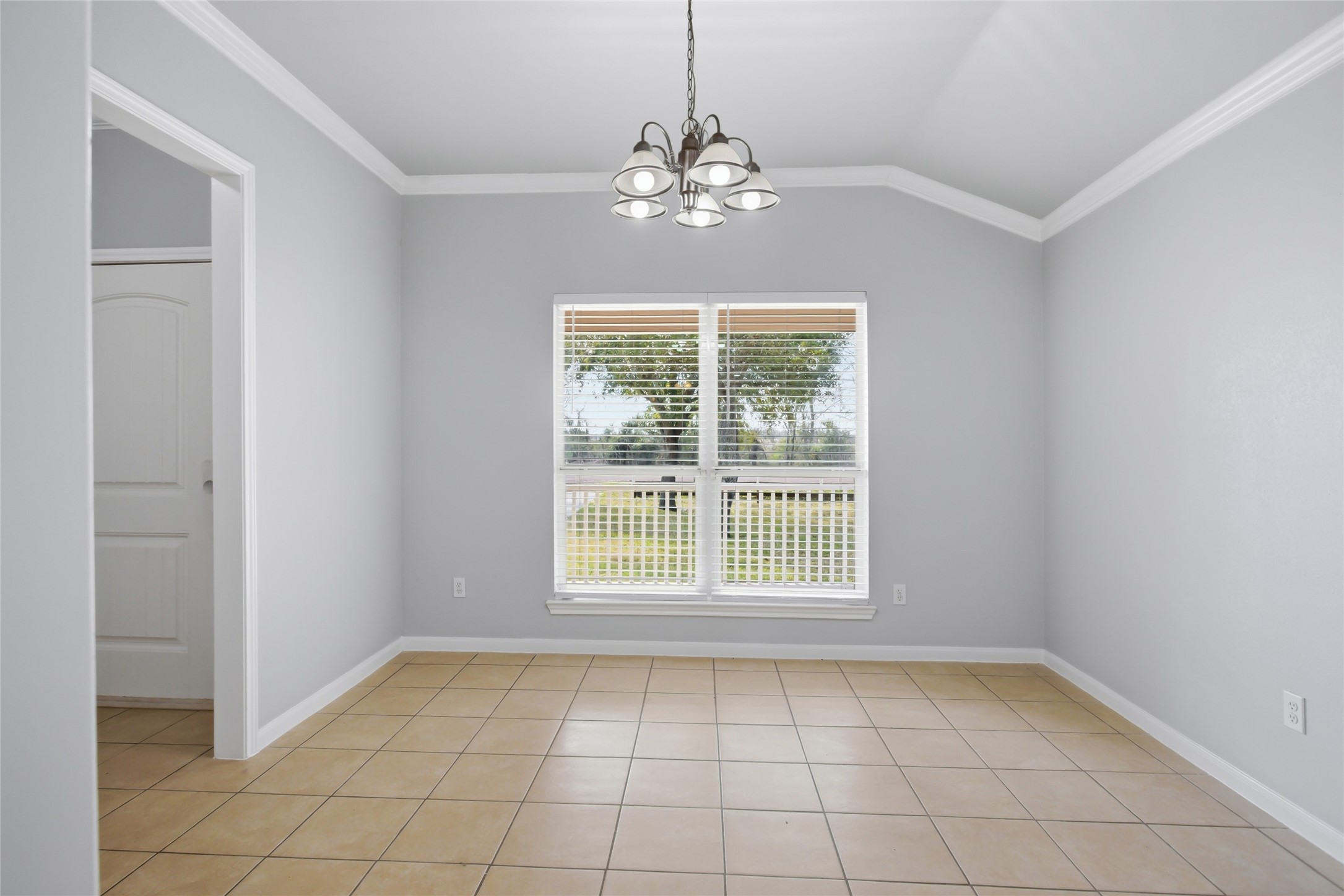 3141 County Road 81 Rosharon, TX 77583 - Photo 5 of 12