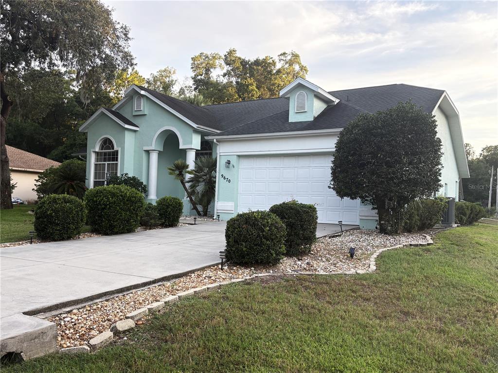 9670 Southwest 190th Terrace Road Dunnellon, FL 34432 - Photo 2 of 3