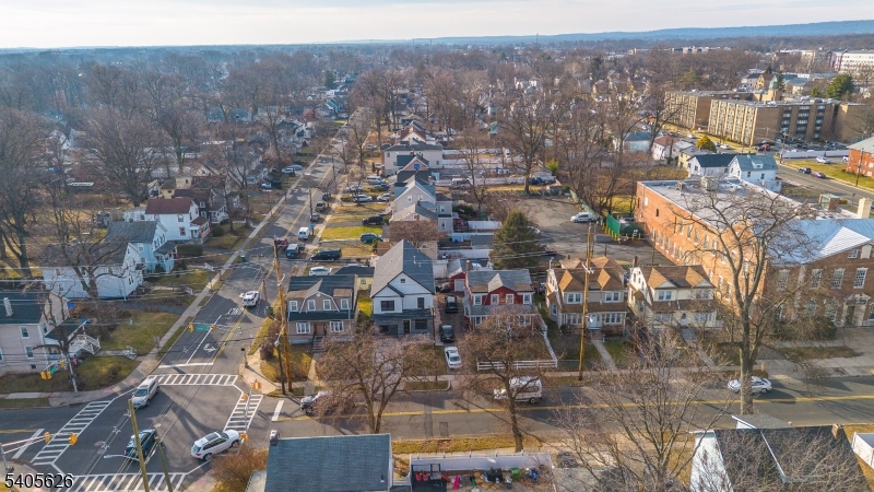 228 Locust Street Roselle, NJ 07203 - Photo 35 of 35 a view of a city