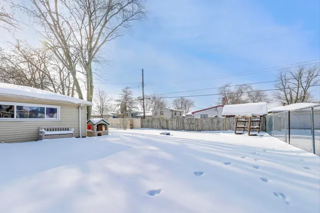 a view of a house with a outdoor space