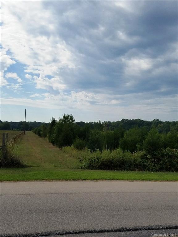 2876 Vernsdale Road Rock Hill, SC 29730 - Photo 5 of 6 a view of a field with a big yard
