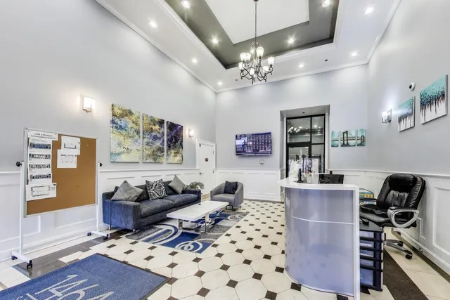 $275,000 | 1464 South Michigan Avenue, Unit 611, Chicago, IL 60605