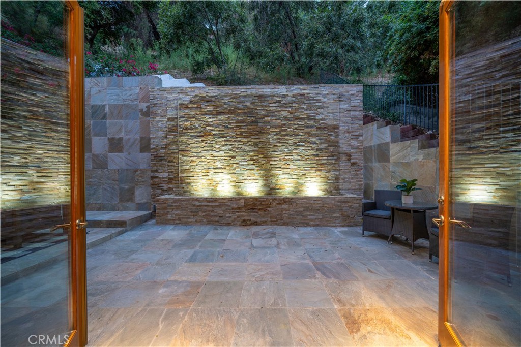 4104 Vanetta Place Studio City, CA 91604 - Photo 41 of 45 a view of empty room with wooden floor and fan