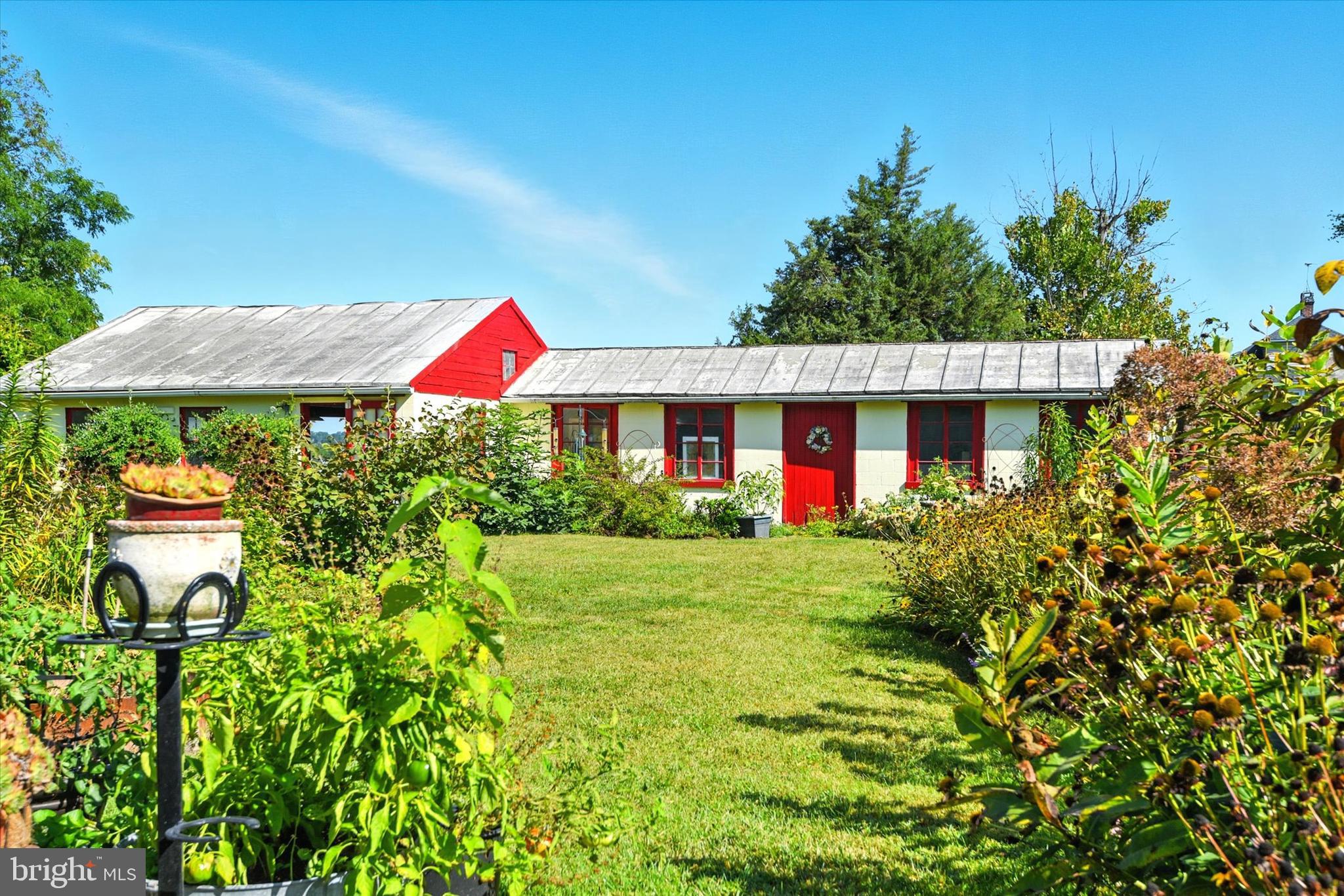 307 East Locust Street Union Bridge, MD 21791 - Photo 26 of 35 a front view of a house with swimming pool
