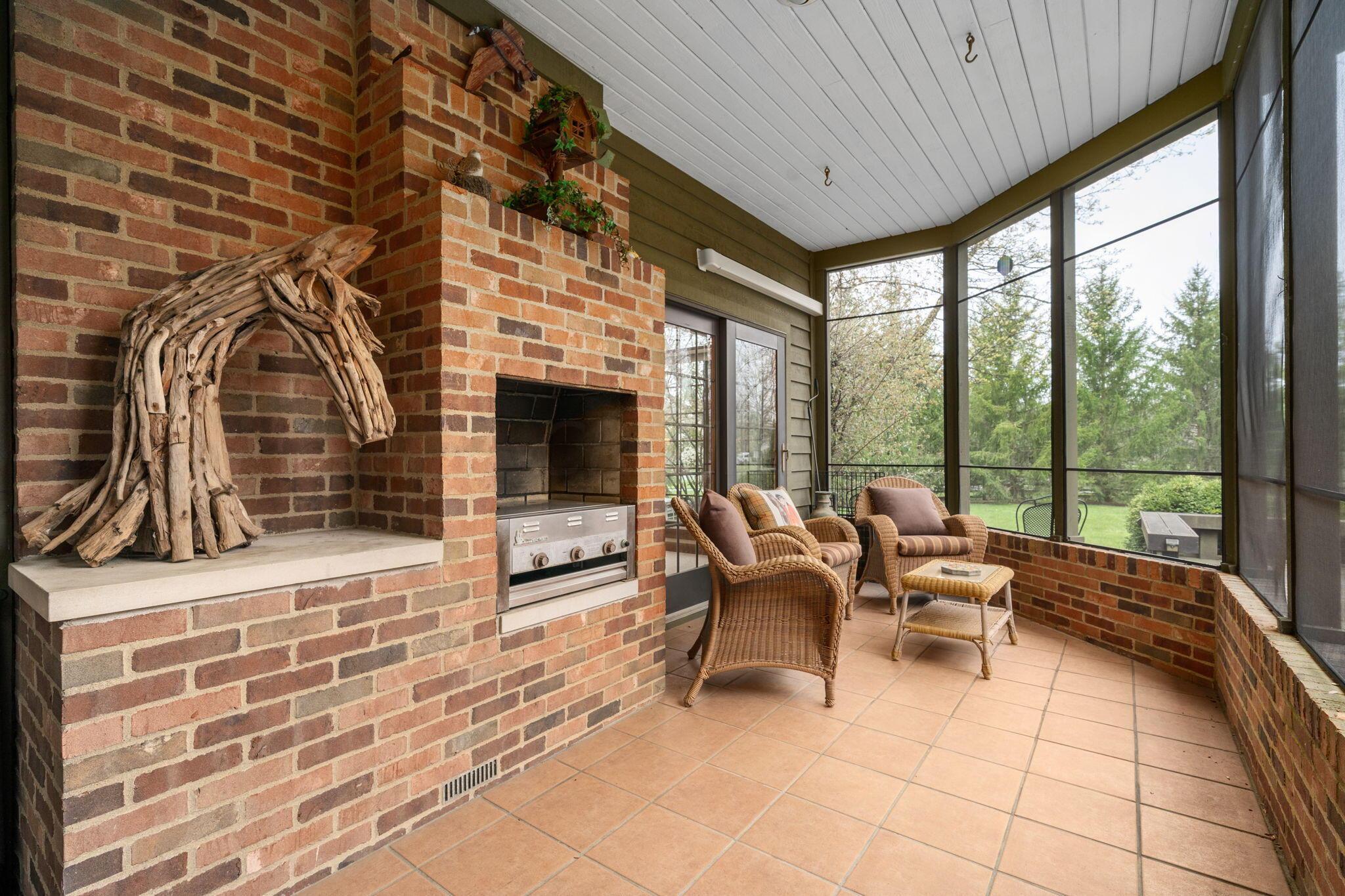 3450 Mann Road Blacklick, OH 43004 - Photo 78 of 134 Screened Porch
