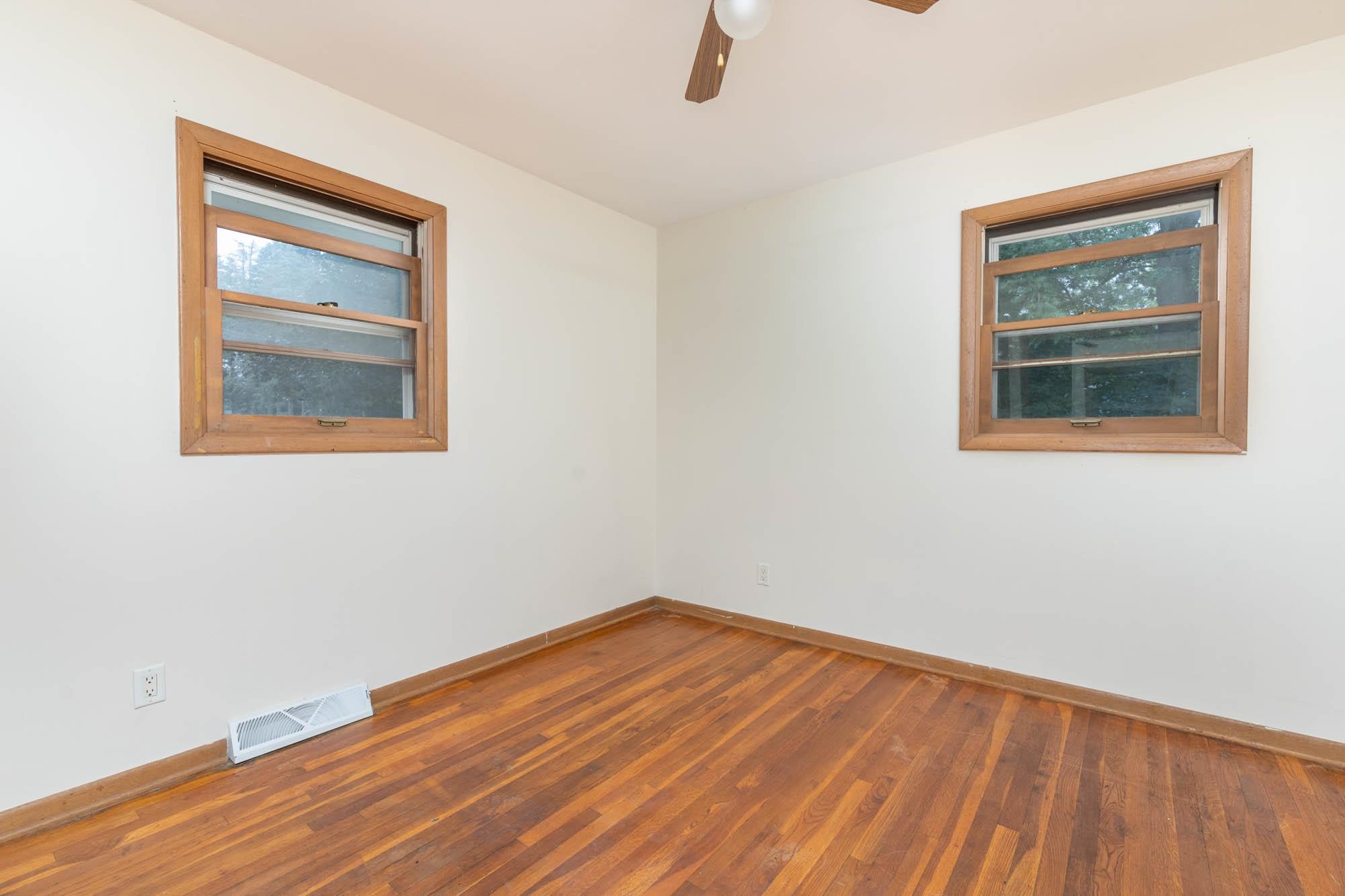 10218 Phyllis Road Rockford, IL 61108 - Photo 11 of 24 Gallery Image 11