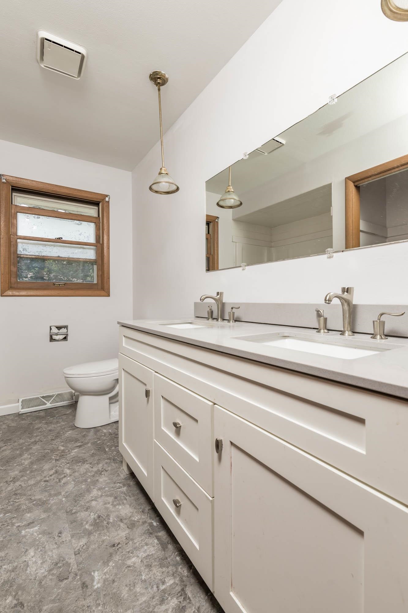 10218 Phyllis Road Rockford, IL 61108 - Photo 12 of 24 Gallery Image 12