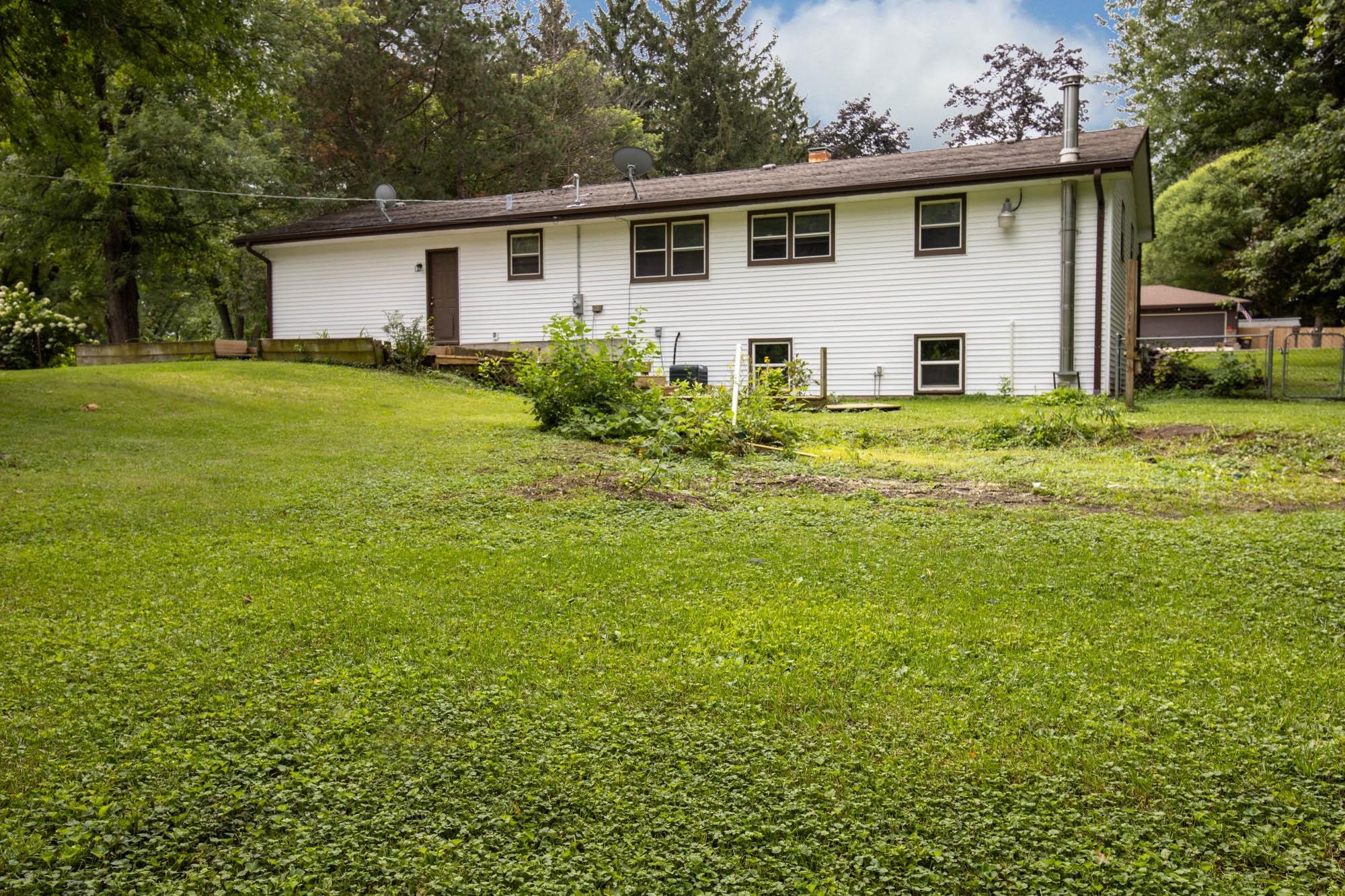 10218 Phyllis Road Rockford, IL 61108 - Photo 22 of 24 Gallery Image 22