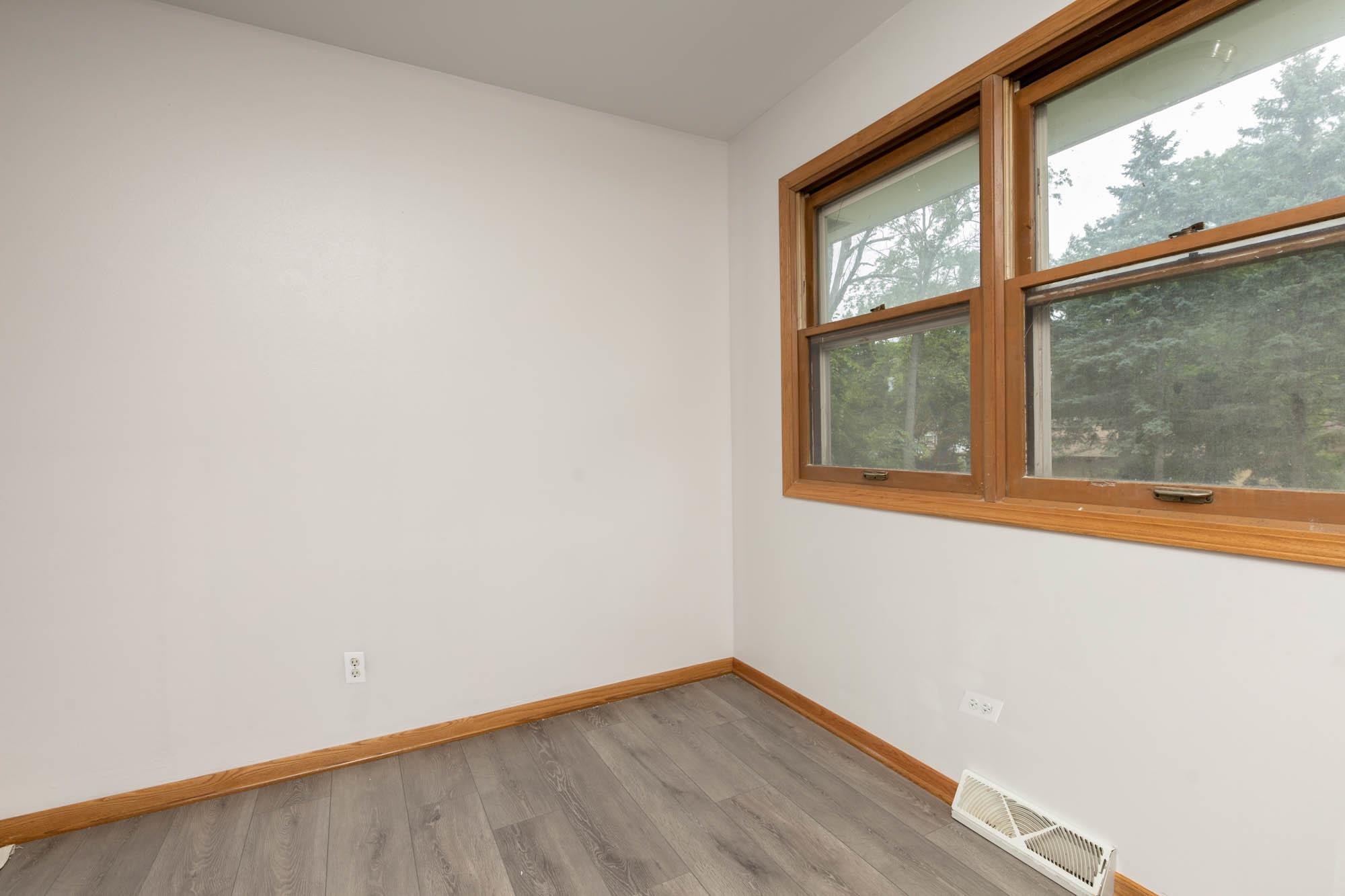 10218 Phyllis Road Rockford, IL 61108 - Photo 9 of 24 Gallery Image 9