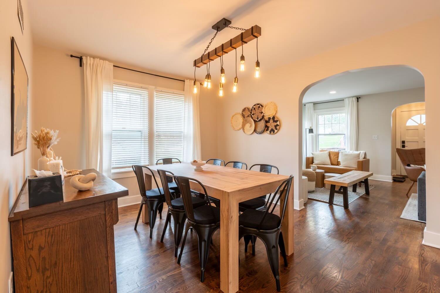 193 Williams Street Williams Bay, WI 53191 - Photo 7 of 29 015_193 Williams St Williams Bay_JSA0399