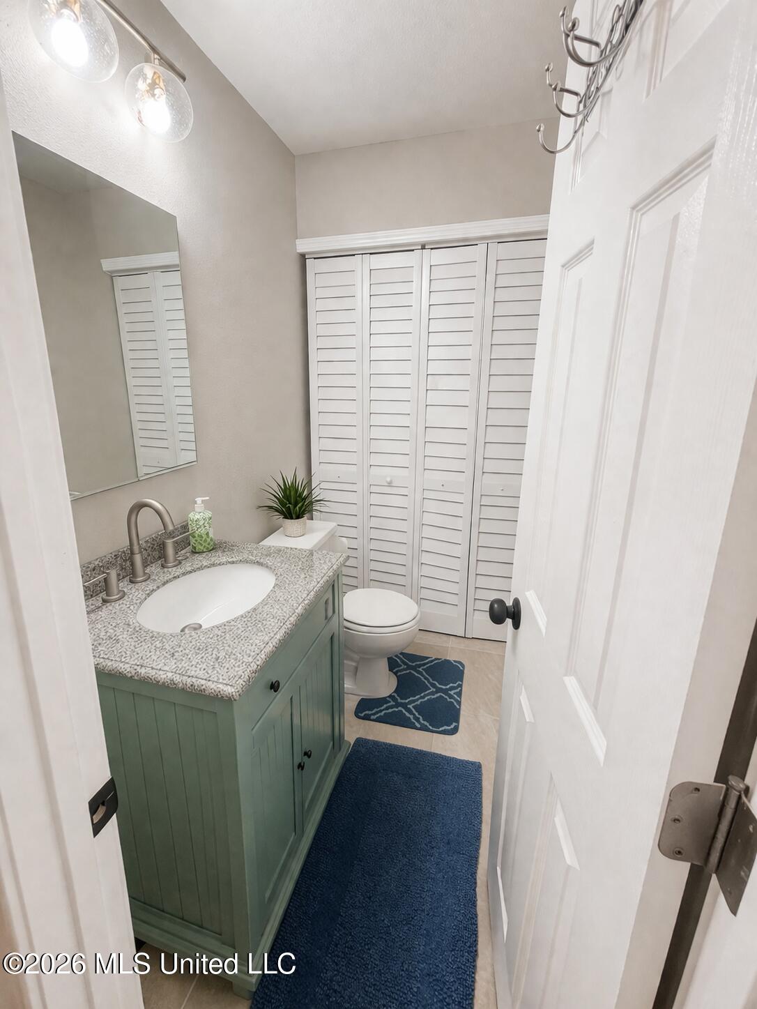 3912 Juniper Street Moss Point, MS 39563 - Photo 11 of 21 Half bath