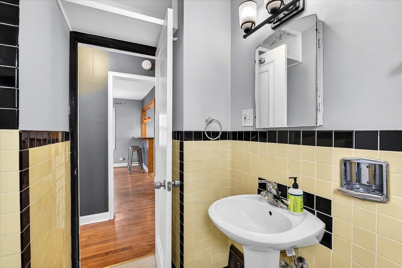 514 Spruce Street Madison, WI 53715 - Photo 24 of 43