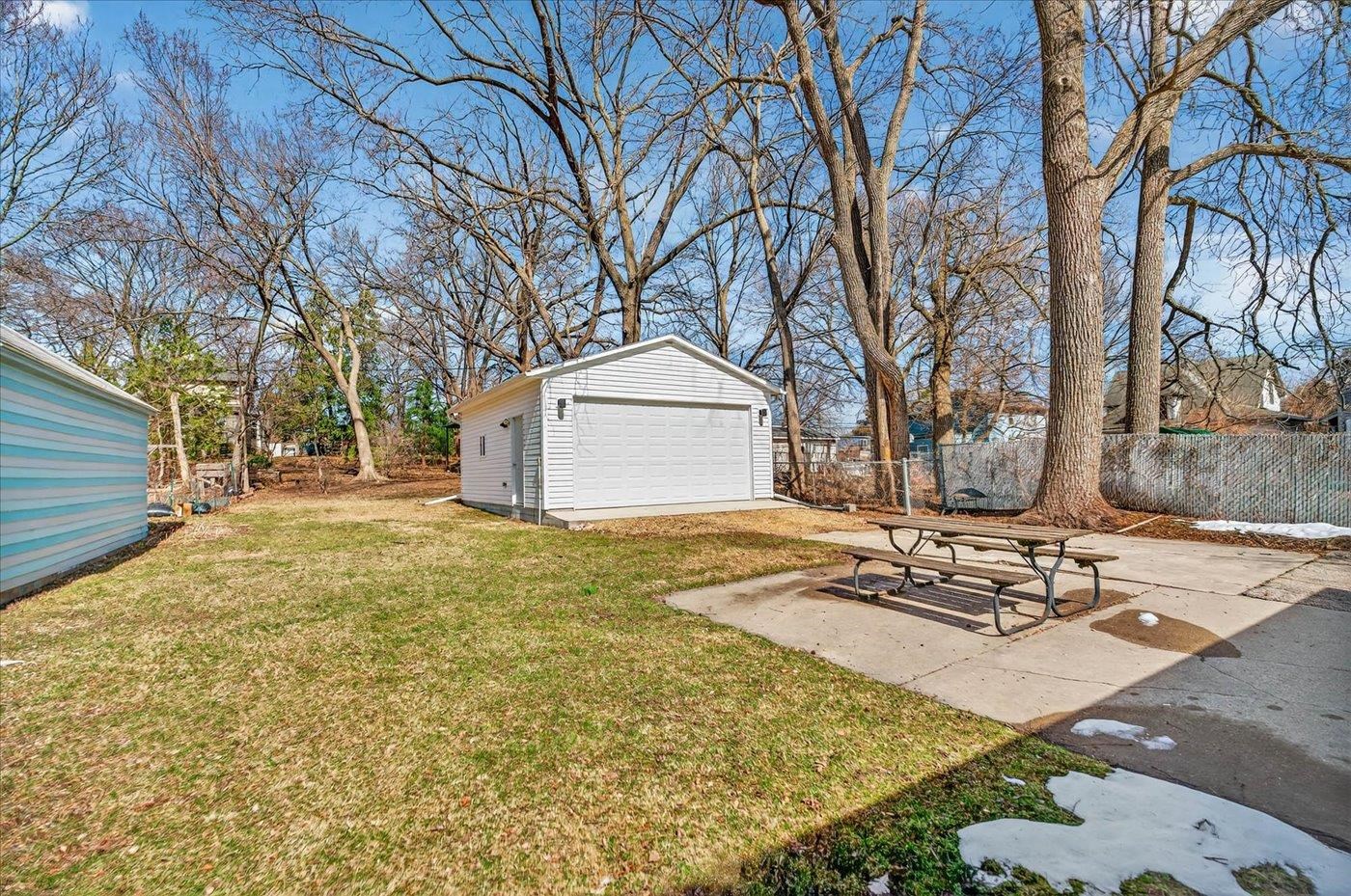 514 Spruce Street Madison, WI 53715 - Photo 37 of 43