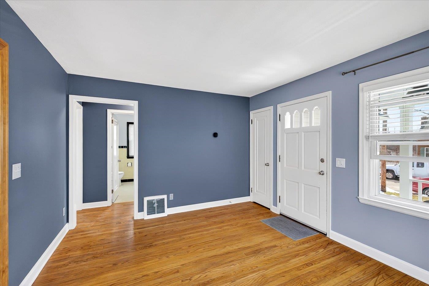 514 Spruce Street Madison, WI 53715 - Photo 4 of 43