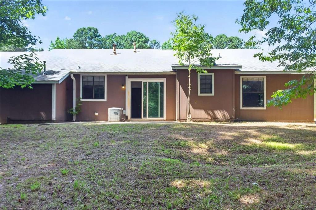 2414 Leslie Brook Drive Decatur, GA 30035 - Photo 3 of 22