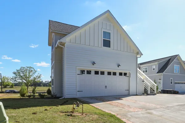 $1,800 | 4056-1 Biltmore Avenue, Tallahassee, FL 32311