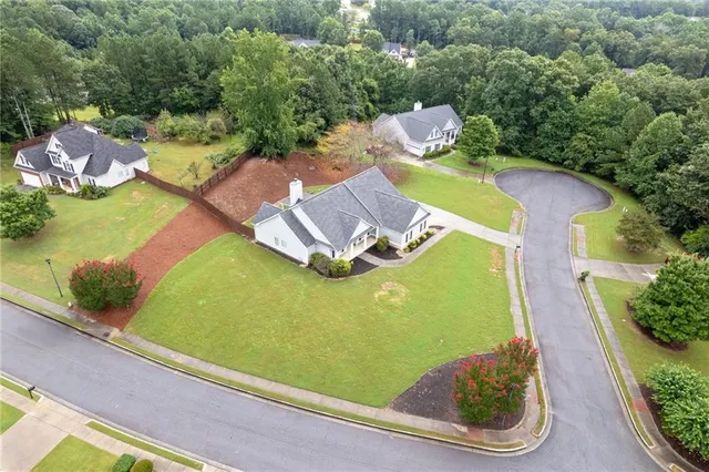 $419,500 | 1162 Mason Lee Place, Loganville, GA 30052
