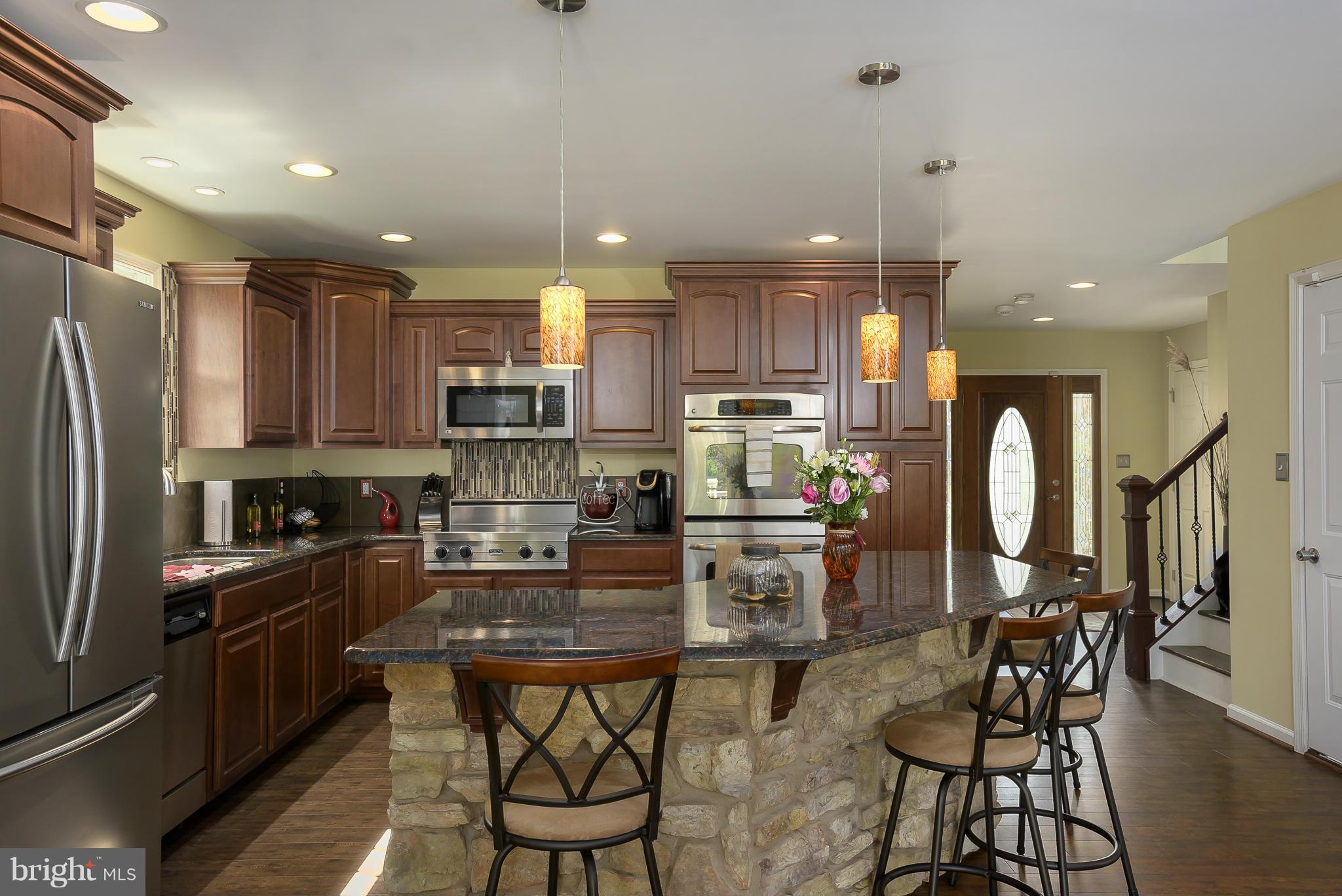 749 Powhatan Beach Road Pasadena, MD 21122 - Photo 5 of 30 Kitchen