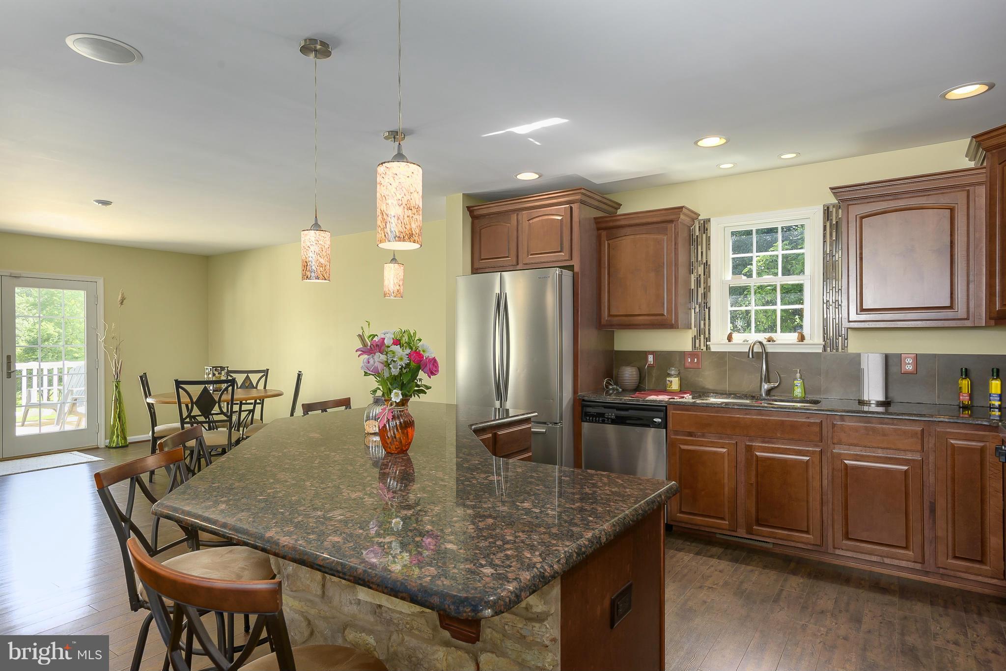 749 Powhatan Beach Road Pasadena, MD 21122 - Photo 6 of 30 Kitchen