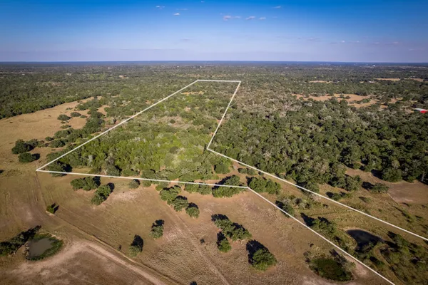 $1,125,000 | 1625 Shaws Bend Road, Columbus, TX 78934