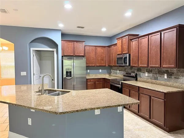 $2,750 | 335 River Vale Lane, Ormond Beach, FL 32174