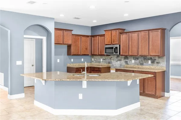 $2,700 | 335 River Vale Lane, Ormond Beach, FL 32174