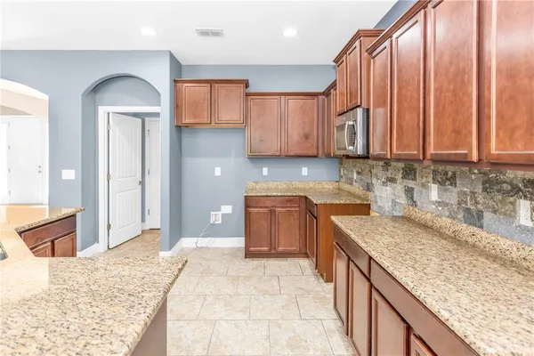 $2,700 | 335 River Vale Lane, Ormond Beach, FL 32174