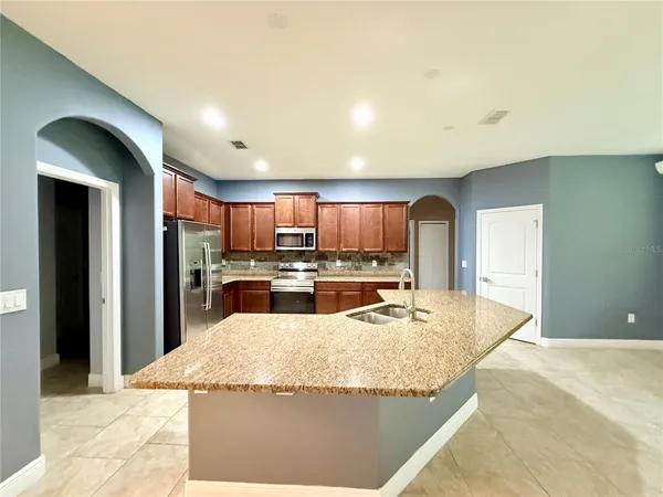 $2,750 | 335 River Vale Lane, Ormond Beach, FL 32174