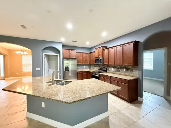 $2,750 | 335 River Vale Lane, Ormond Beach, FL 32174