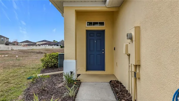 $300,000 | 10927 Verawood Drive, Riverview, FL 33579