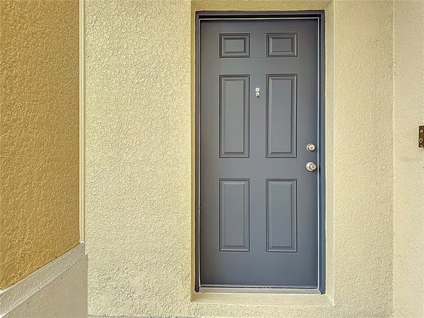 $300,000 | 10927 Verawood Drive, Riverview, FL 33579