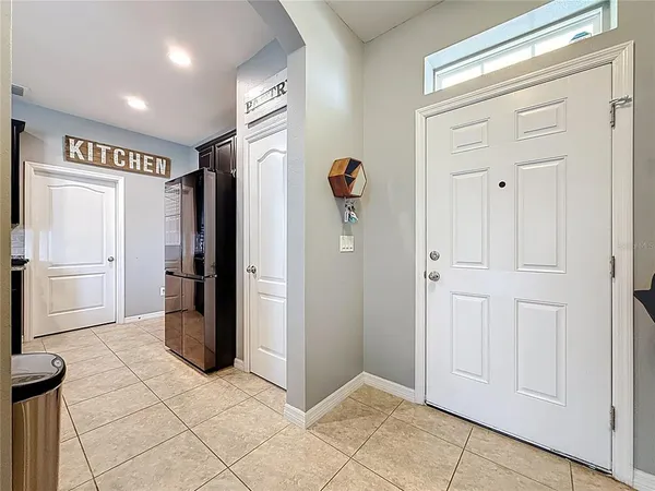 $300,000 | 10927 Verawood Drive, Riverview, FL 33579