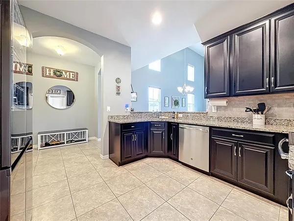 $300,000 | 10927 Verawood Drive, Riverview, FL 33579