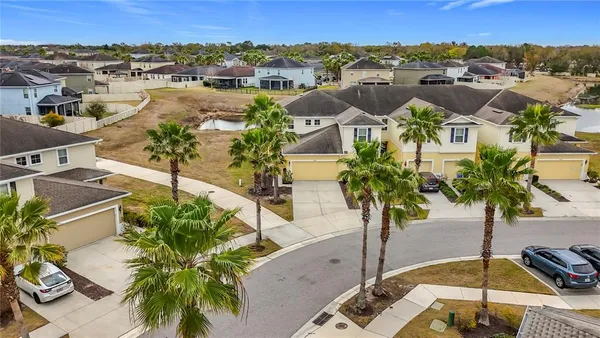 $300,000 | 10927 Verawood Drive, Riverview, FL 33579