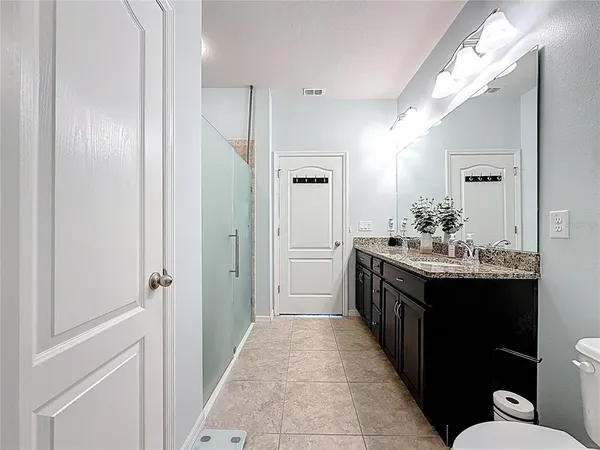 $300,000 | 10927 Verawood Drive, Riverview, FL 33579