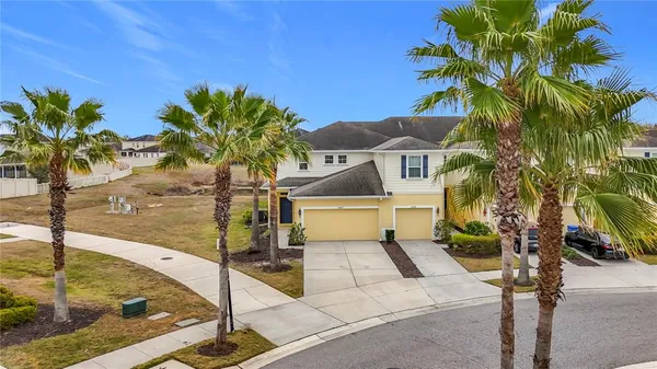 $300,000 | 10927 Verawood Drive, Riverview, FL 33579