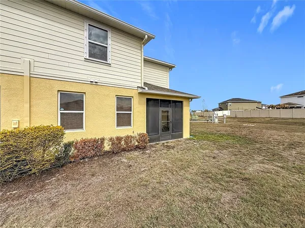 $300,000 | 10927 Verawood Drive, Riverview, FL 33579