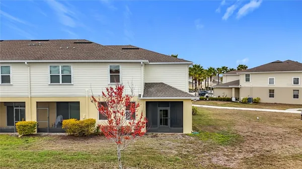 $300,000 | 10927 Verawood Drive, Riverview, FL 33579