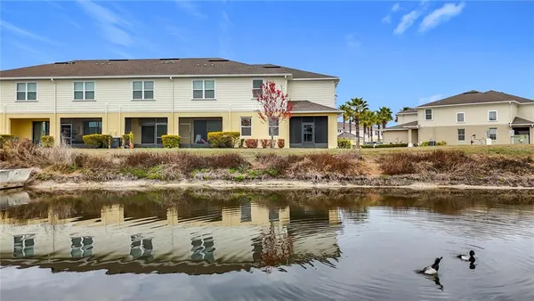 $300,000 | 10927 Verawood Drive, Riverview, FL 33579