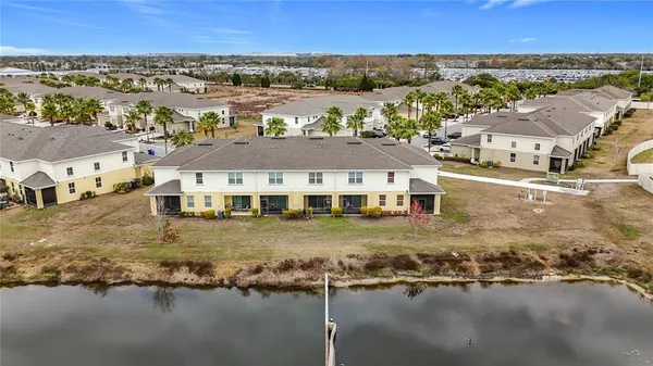 $300,000 | 10927 Verawood Drive, Riverview, FL 33579