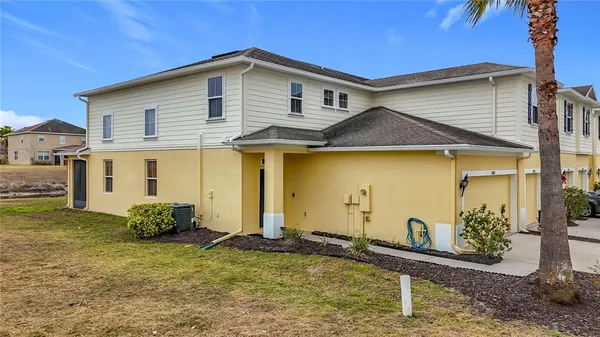 $300,000 | 10927 Verawood Drive, Riverview, FL 33579